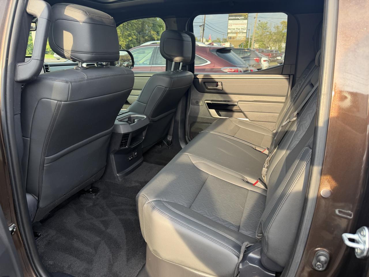 Toyota Tundra 4WD Limited CrewMax 5.5' Bed (Natl) 2025