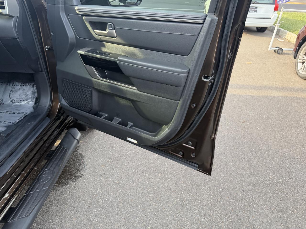 Toyota Tundra 4WD Limited CrewMax 5.5' Bed (Natl) 2025