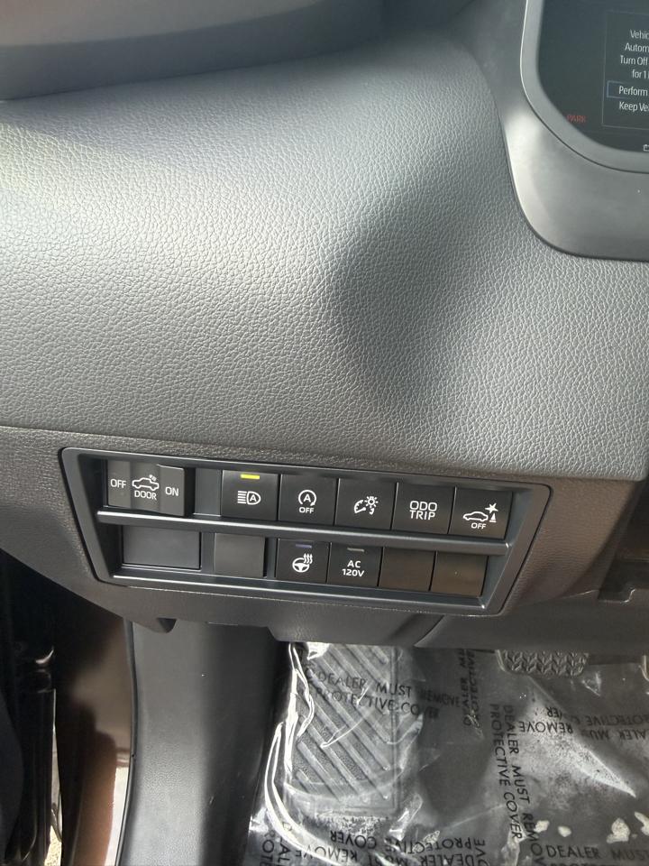 Toyota Tundra 4WD Limited CrewMax 5.5' Bed (Natl) 2025