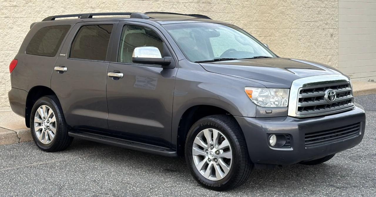 Toyota Sequoia 4WD 5.7L Limited (Natl) 2013