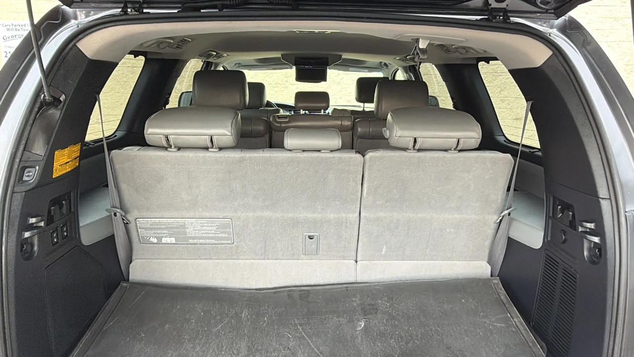 Toyota Sequoia 4WD 5.7L Limited (Natl) 2013