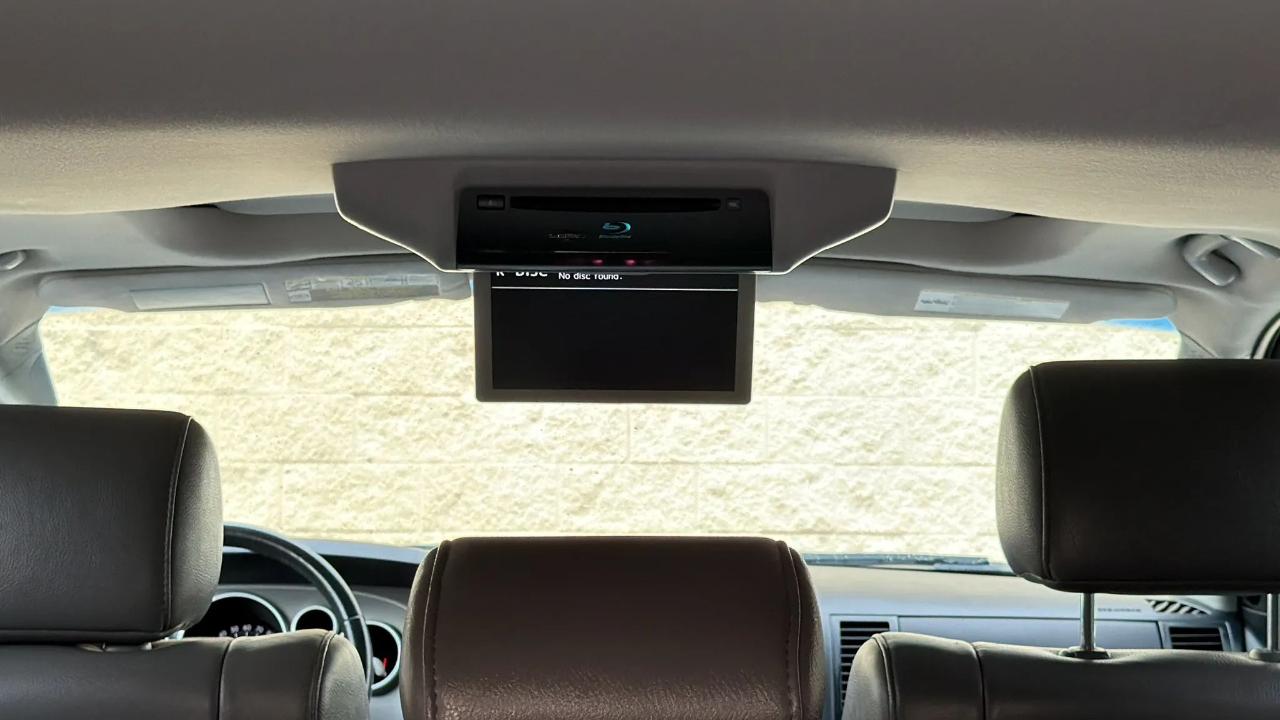 Toyota Sequoia 4WD 5.7L Limited (Natl) 2013