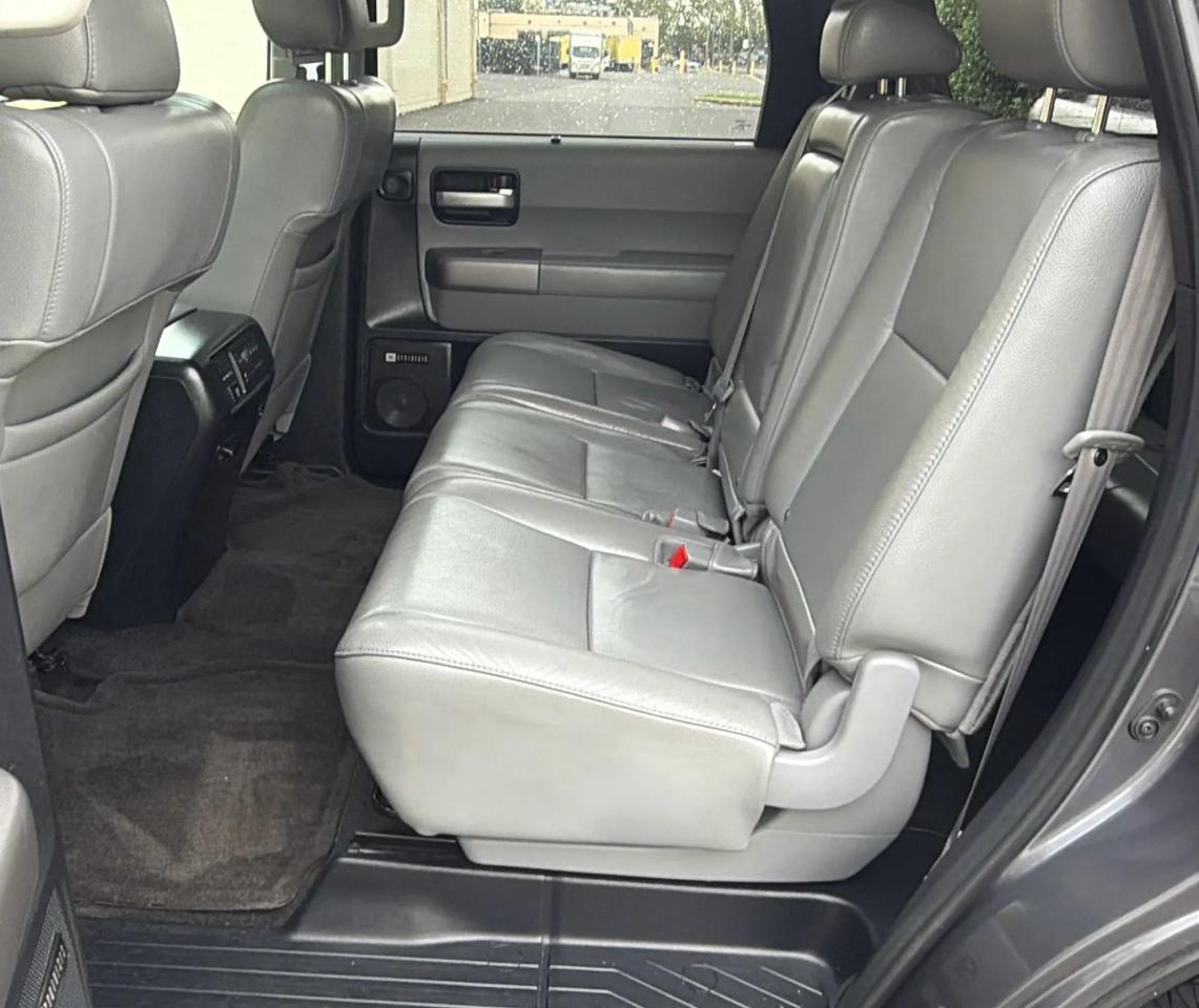 Toyota Sequoia 4WD 5.7L Limited (Natl) 2013