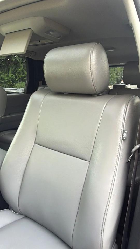 Toyota Sequoia 4WD 5.7L Limited (Natl) 2013