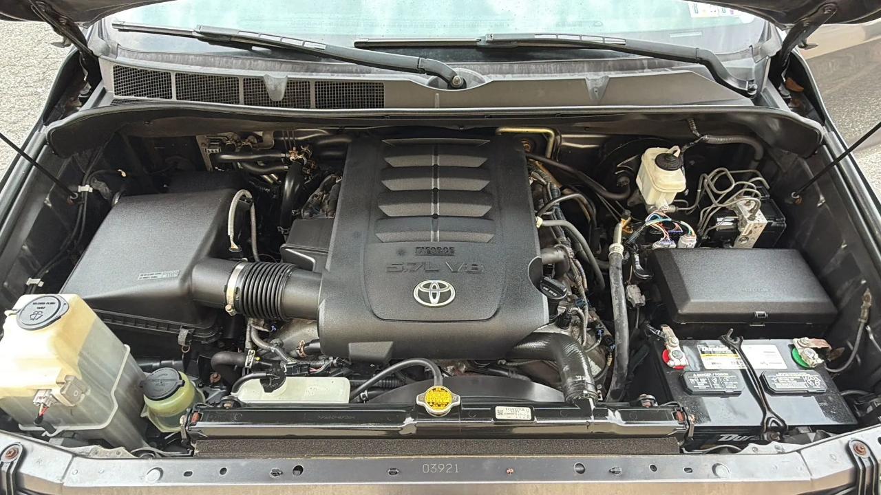 Toyota Sequoia 4WD 5.7L Limited (Natl) 2013