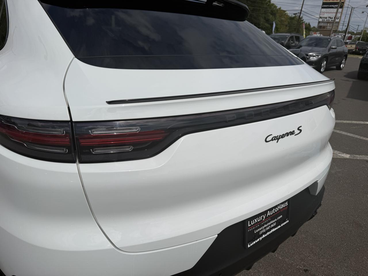 Porsche Cayenne S Coupe AWD 2021
