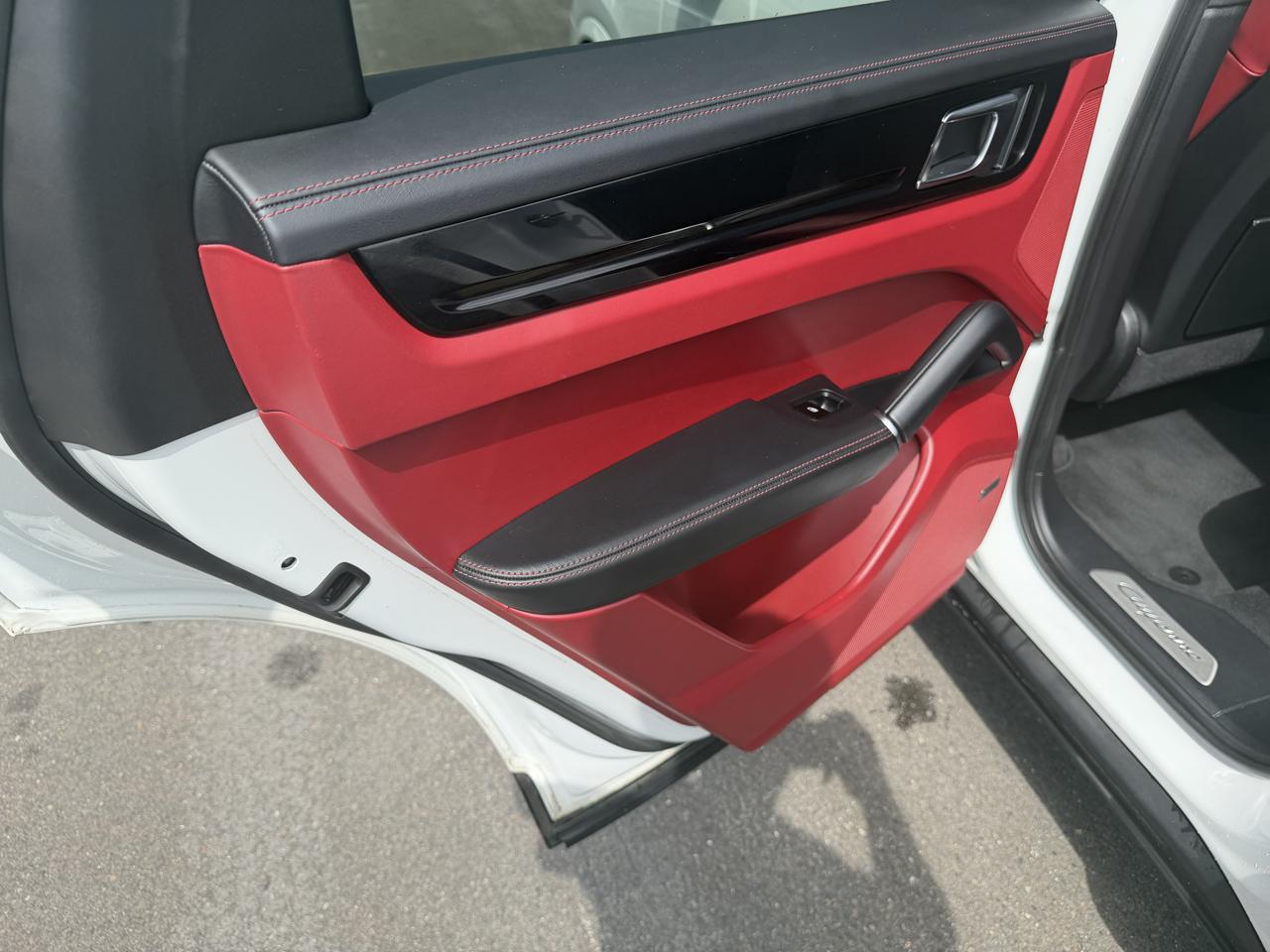 Porsche Cayenne S Coupe AWD 2021