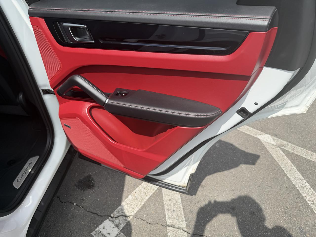 Porsche Cayenne S Coupe AWD 2021