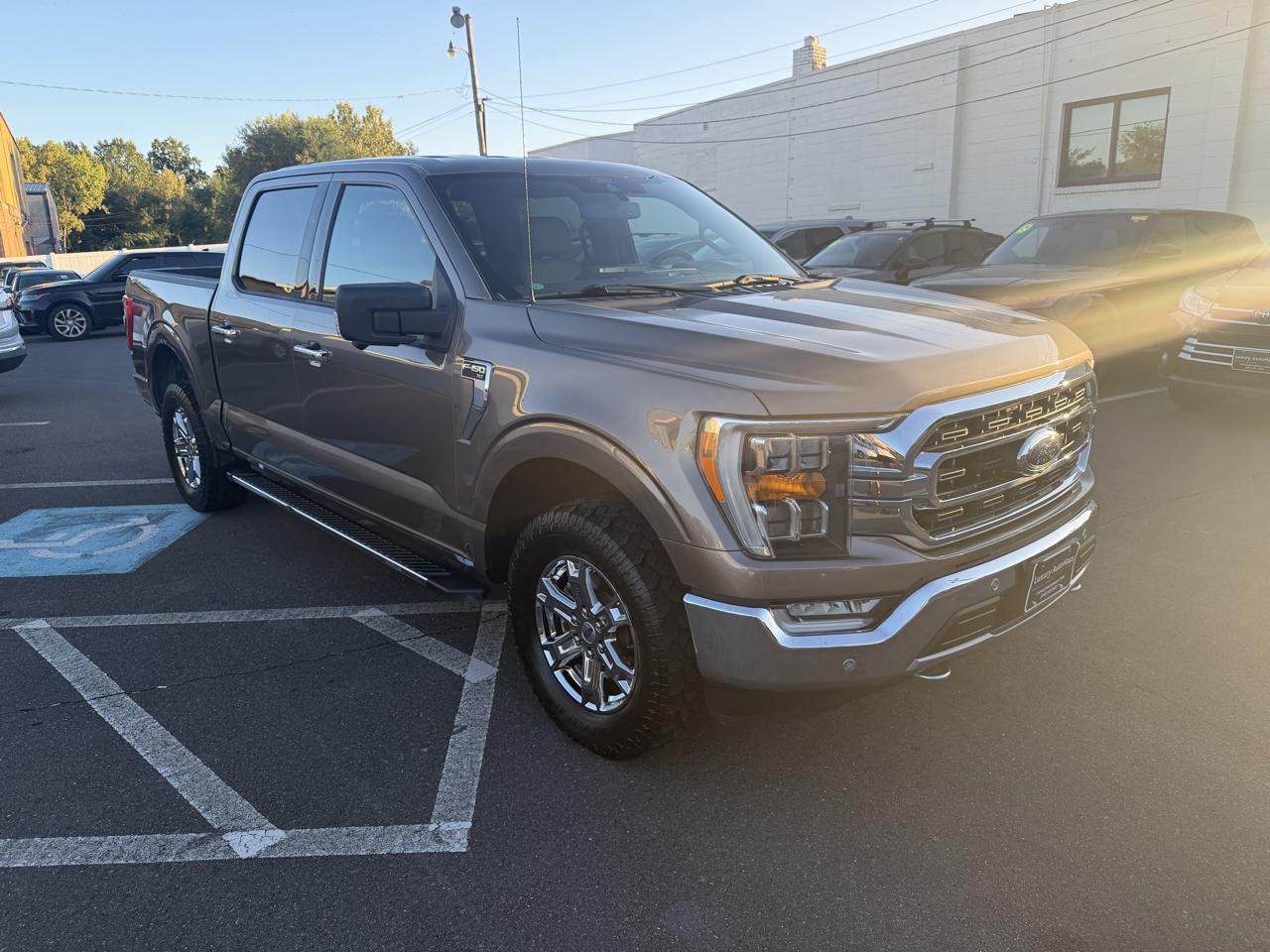 Ford F-150 Lariat 4WD SuperCrew 5.5' Box 2021