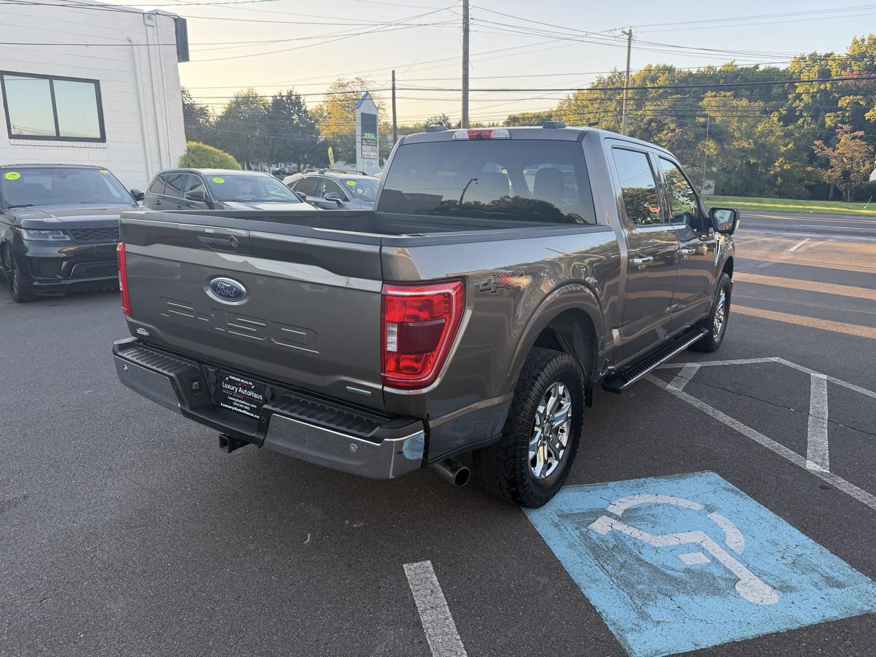 Ford F-150 Lariat 4WD SuperCrew 5.5' Box 2021