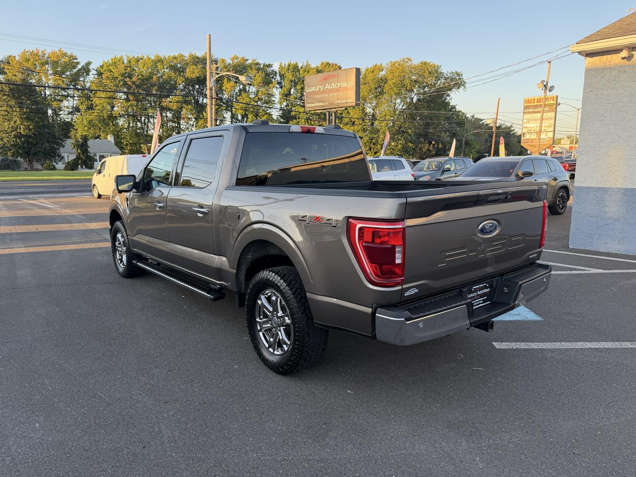 Ford F-150 Lariat 4WD SuperCrew 5.5' Box 2021