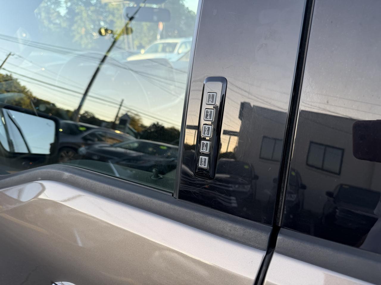 Ford F-150 Lariat 4WD SuperCrew 5.5' Box 2021