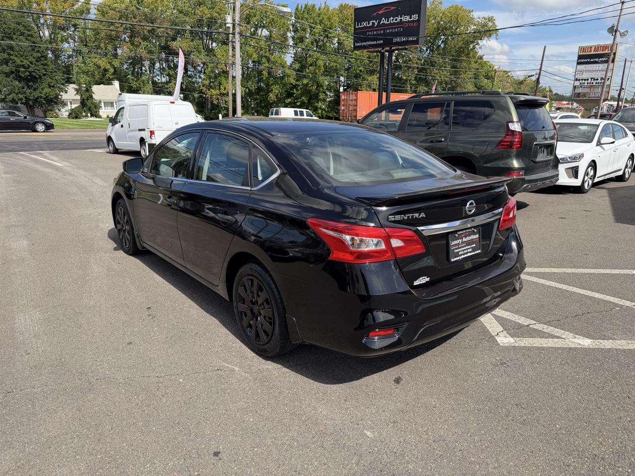 Nissan Sentra S CVT 2019