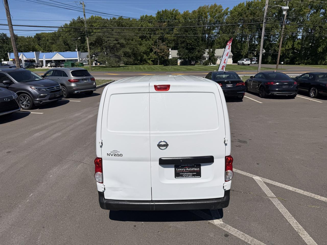 Nissan NV200 Compact Cargo I4 S 2019