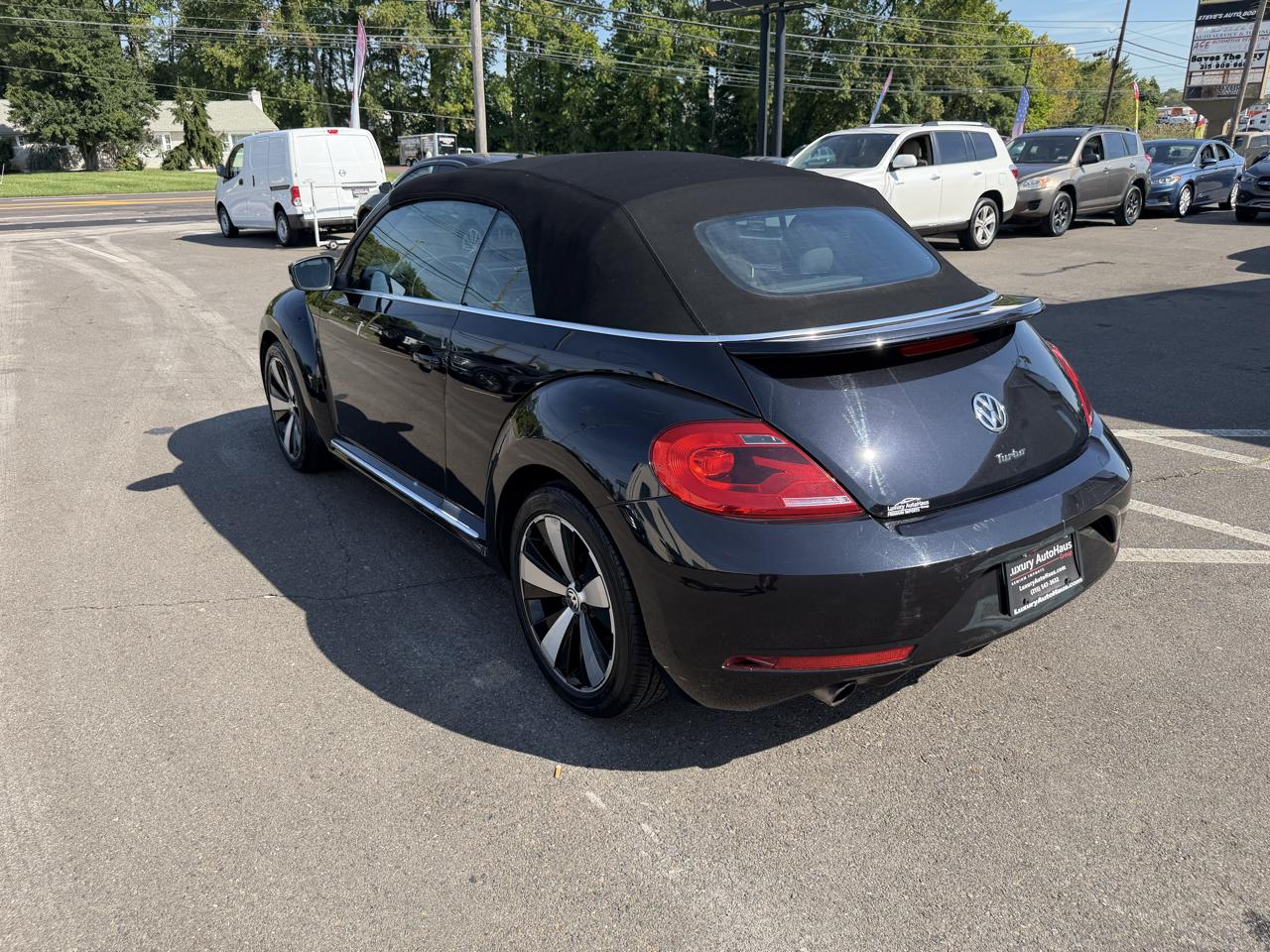 Volkswagen Beetle Convertible 2dr DSG 2.0T PZEV 2013