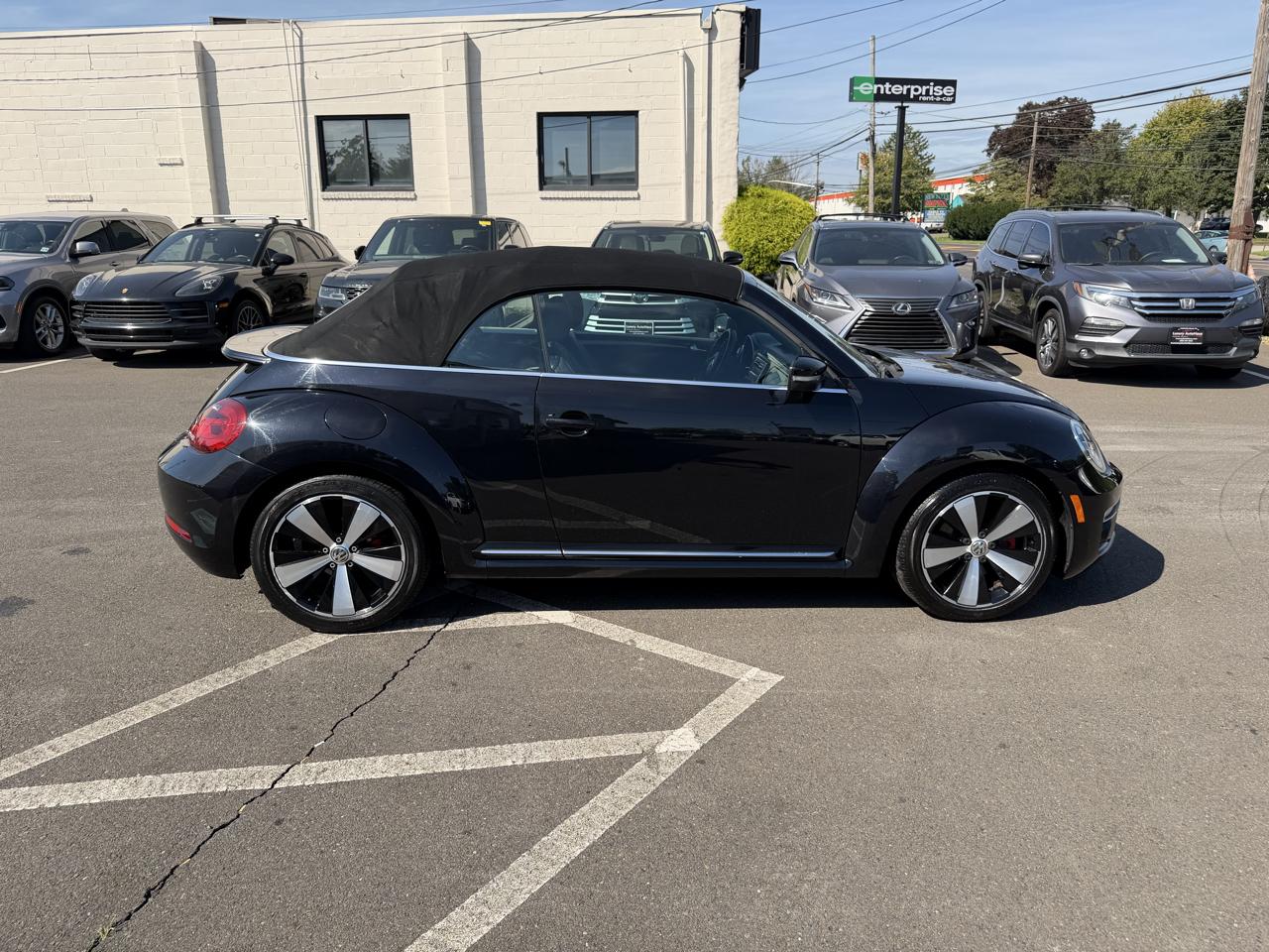 Volkswagen Beetle Convertible 2dr DSG 2.0T PZEV 2013