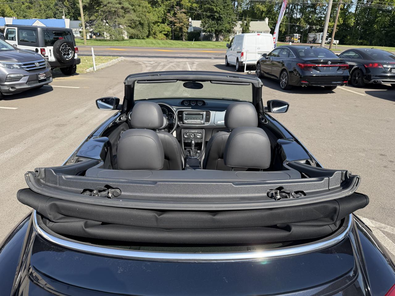 Volkswagen Beetle Convertible 2dr DSG 2.0T PZEV 2013