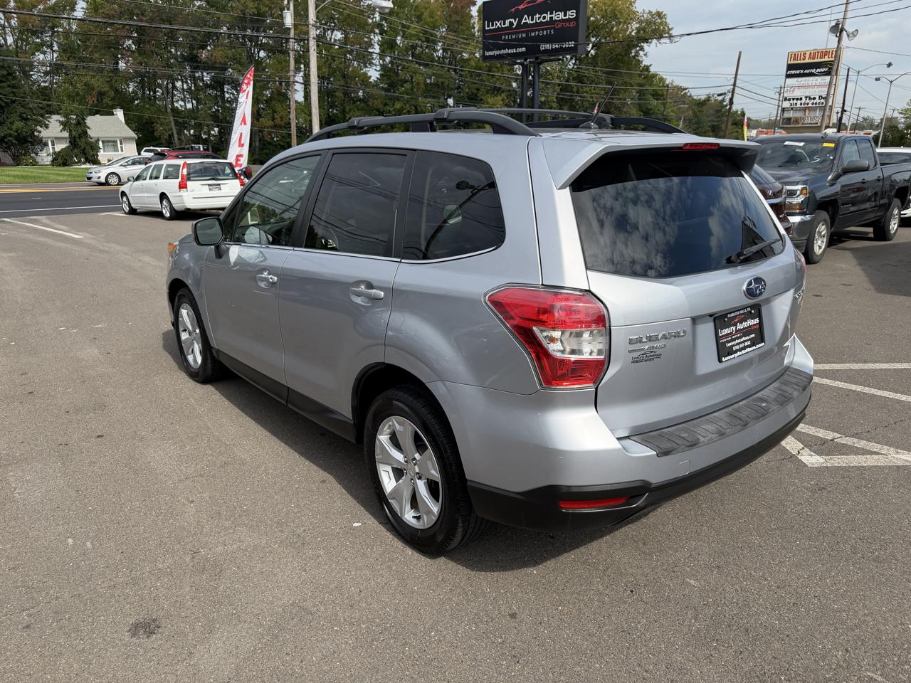 Subaru Forester 4dr CVT 2.5i Limited PZEV 2015