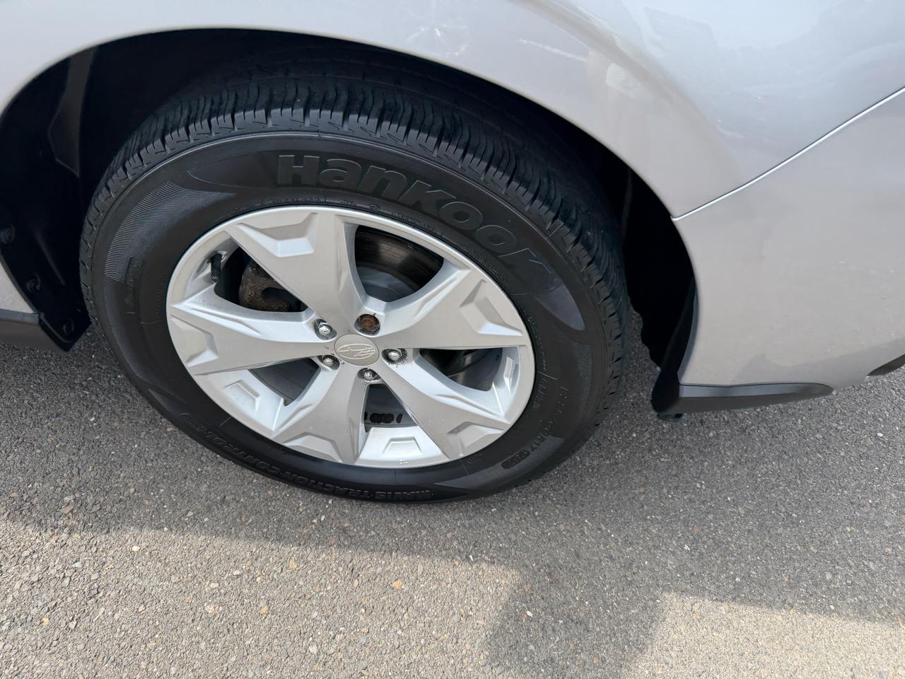 Subaru Forester 4dr CVT 2.5i Limited PZEV 2015