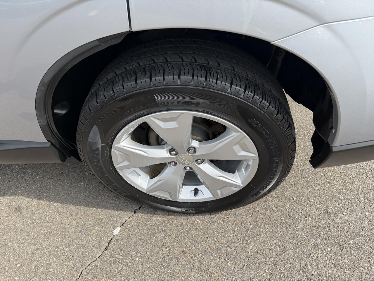 Subaru Forester 4dr CVT 2.5i Limited PZEV 2015