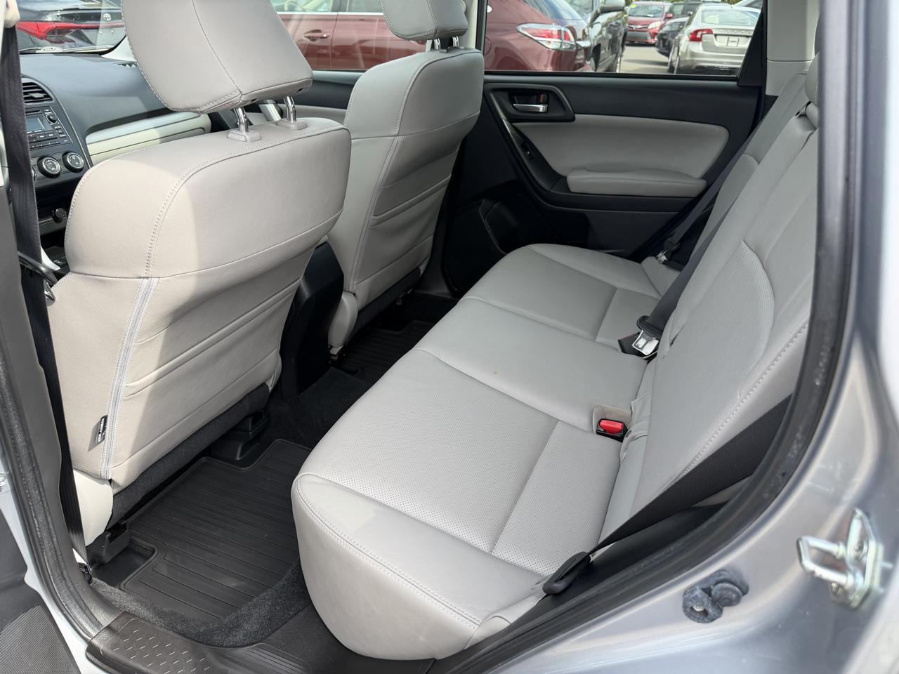 Subaru Forester 4dr CVT 2.5i Limited PZEV 2015
