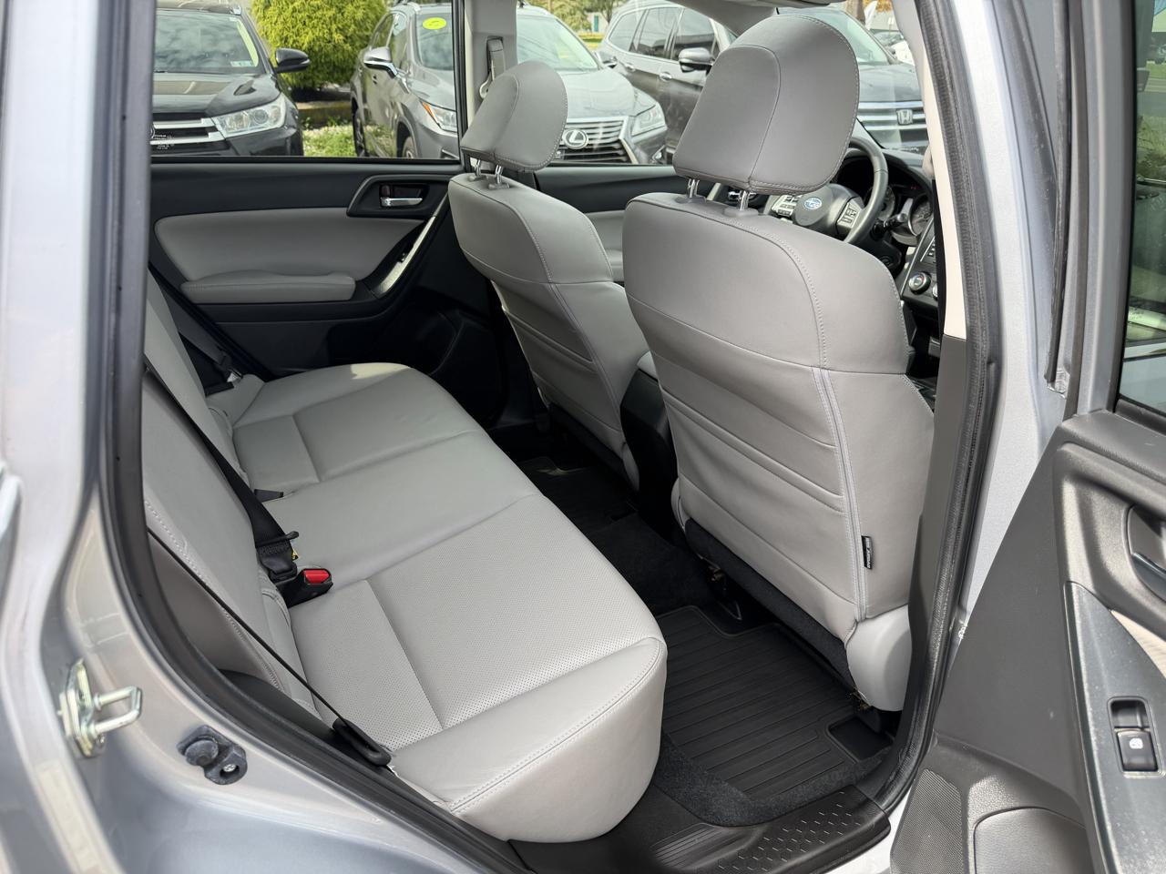 Subaru Forester 4dr CVT 2.5i Limited PZEV 2015