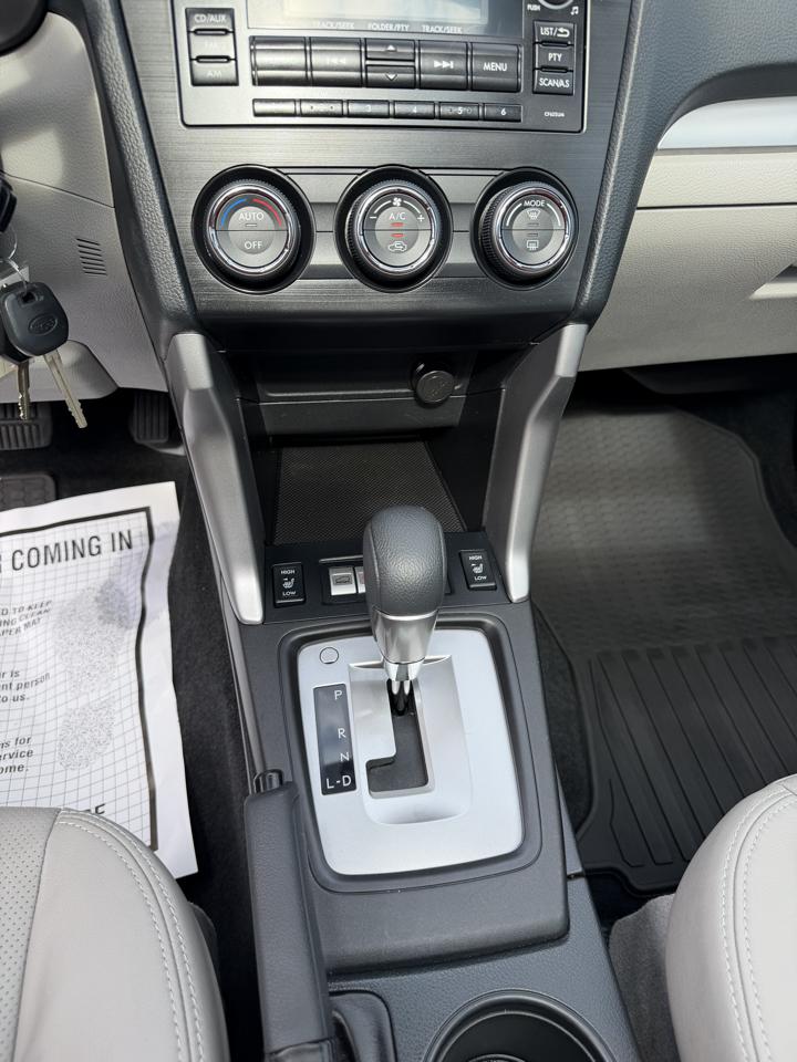 Subaru Forester 4dr CVT 2.5i Limited PZEV 2015