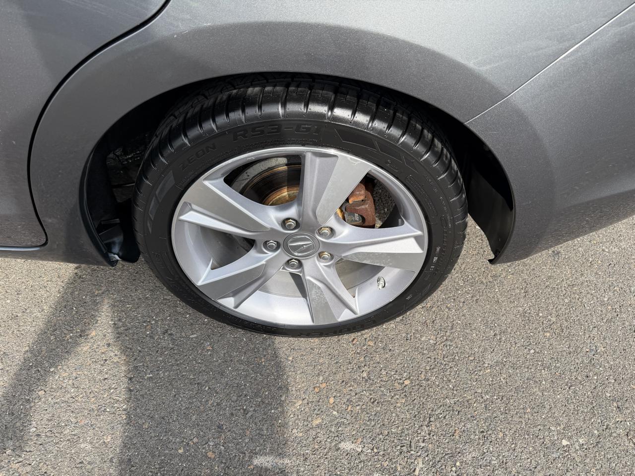 Acura ILX 4dr Sdn 2.0L 2014