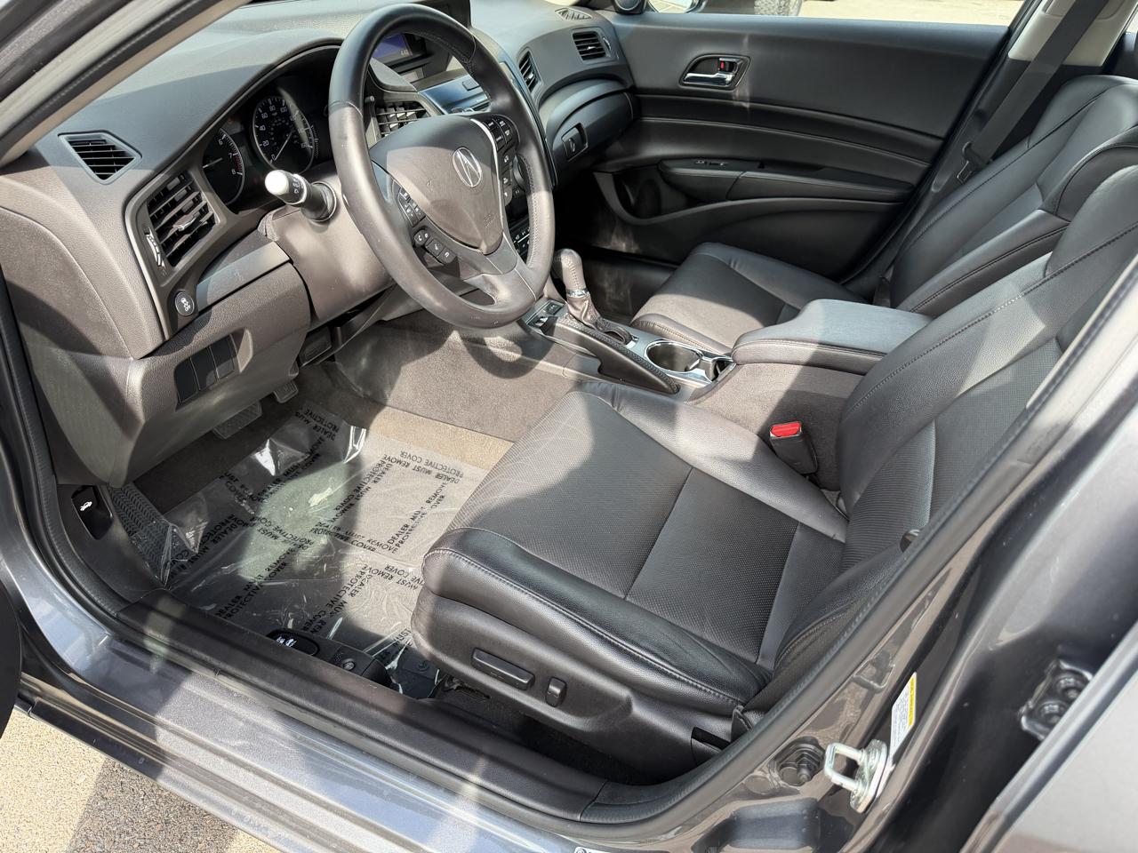 Acura ILX 4dr Sdn 2.0L 2014