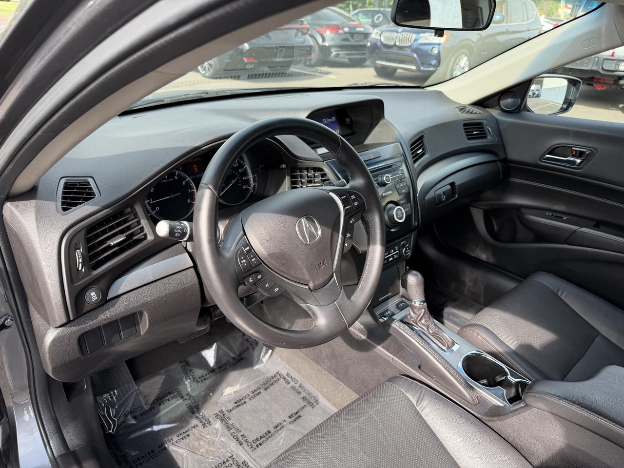Acura ILX 4dr Sdn 2.0L 2014