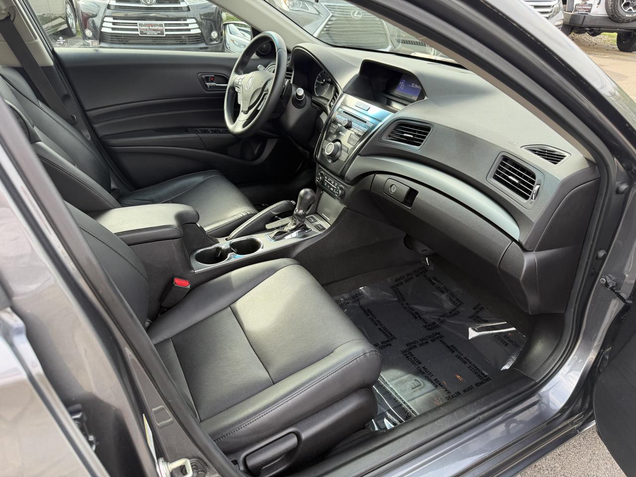 Acura ILX 4dr Sdn 2.0L 2014