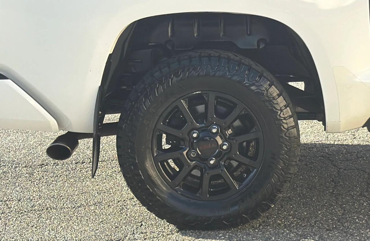 Toyota Tundra 4WD Truck CrewMax 5.7L V8 6-Spd AT TRD Pro (Natl) 2015