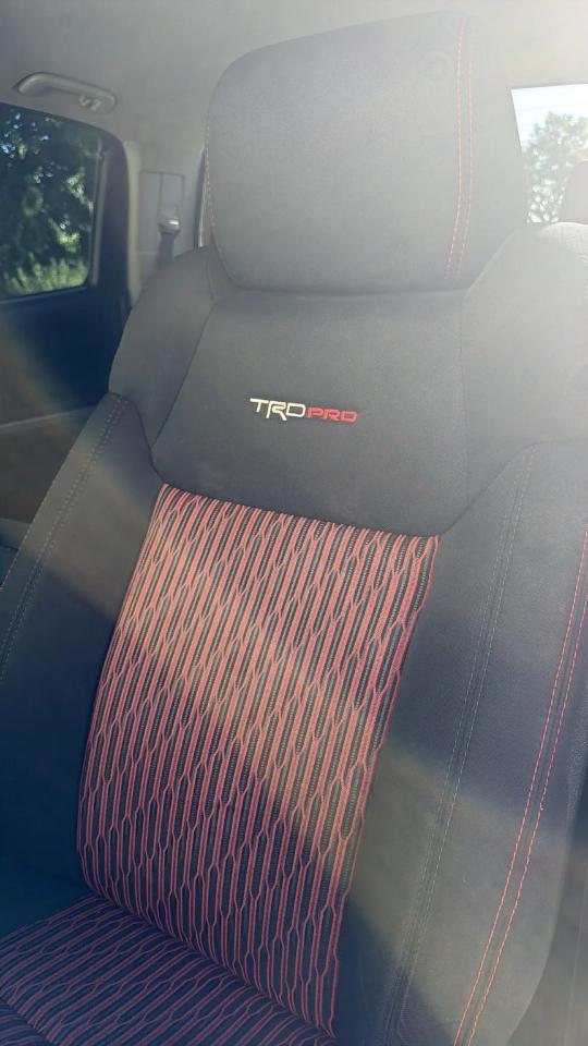 Toyota Tundra 4WD Truck CrewMax 5.7L V8 6-Spd AT TRD Pro (Natl) 2015