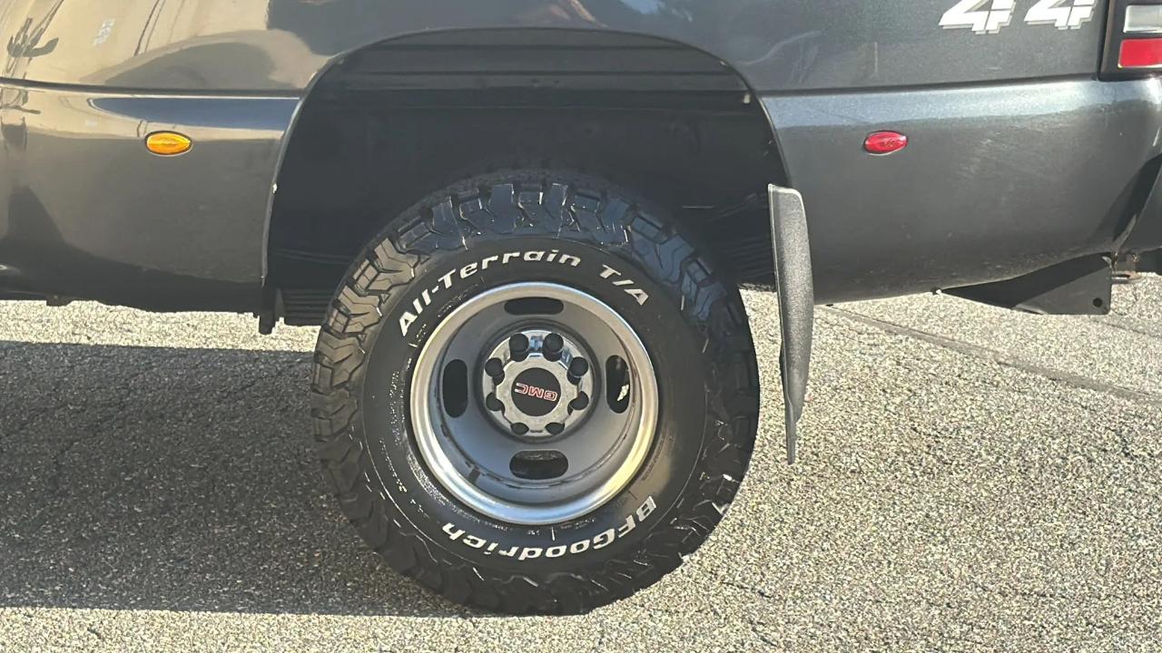GMC Sierra 3500 Crew Cab 167" WB 4WD DRW SLE 2005