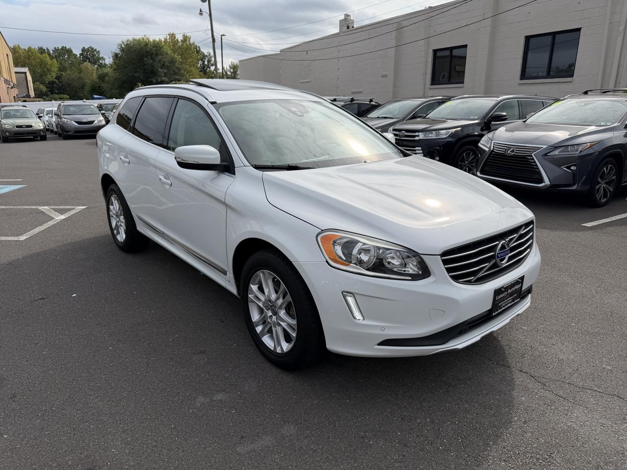 Volvo XC60 2015.5 AWD 4dr T5 2015