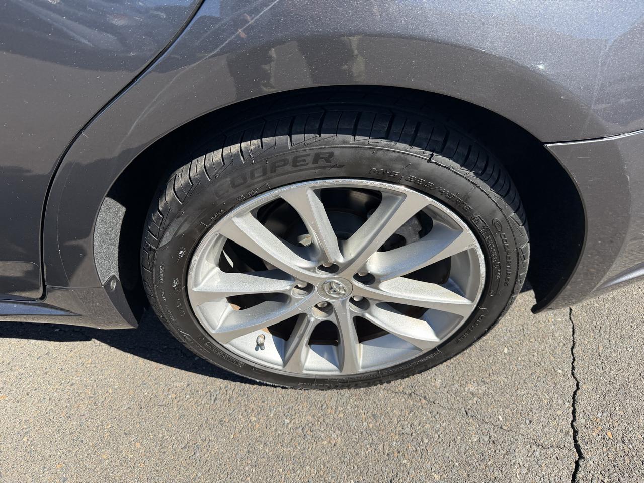 Toyota Avalon 4dr Sdn XLE Premium (Natl) 2014