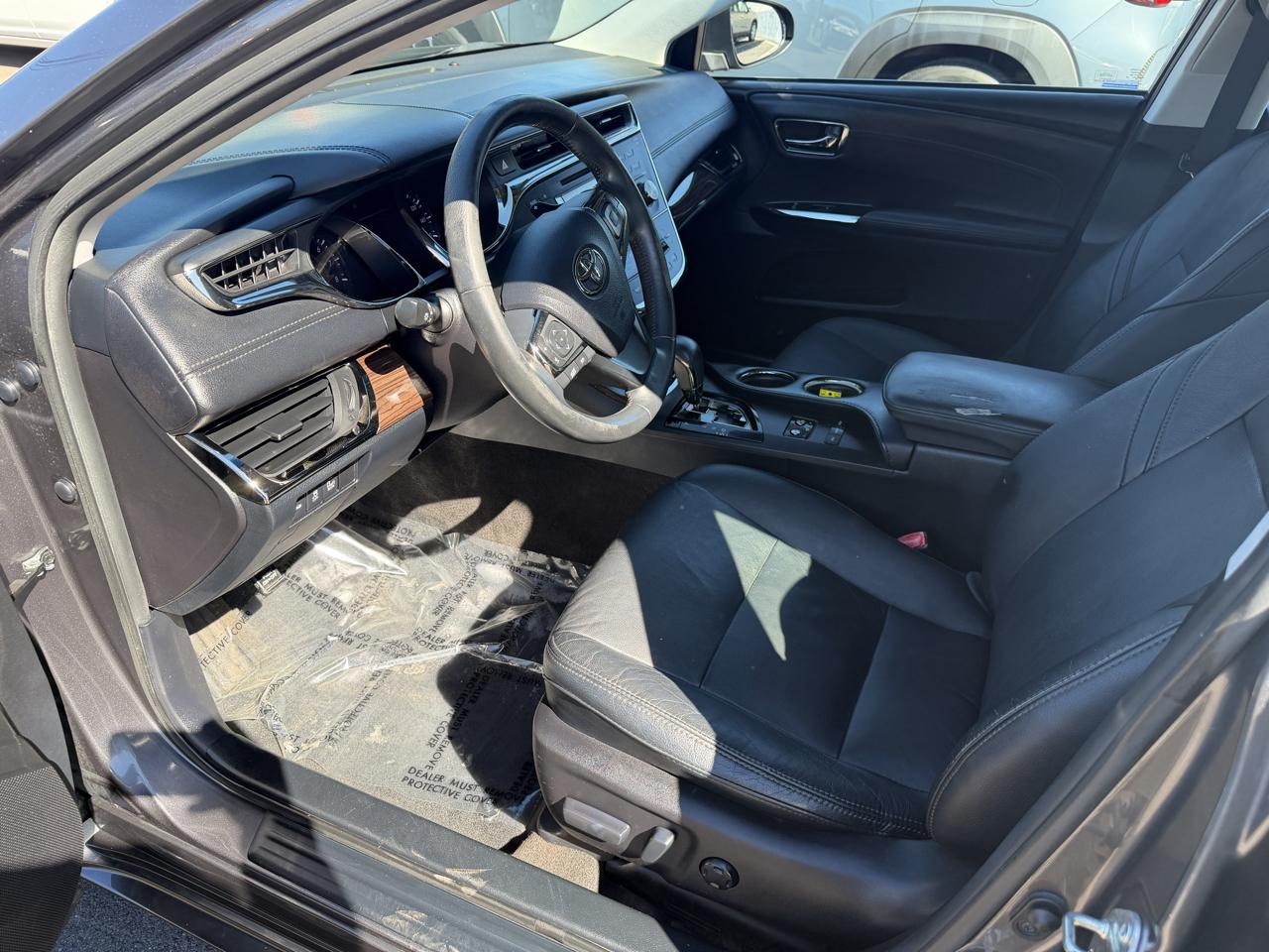 Toyota Avalon 4dr Sdn XLE Premium (Natl) 2014