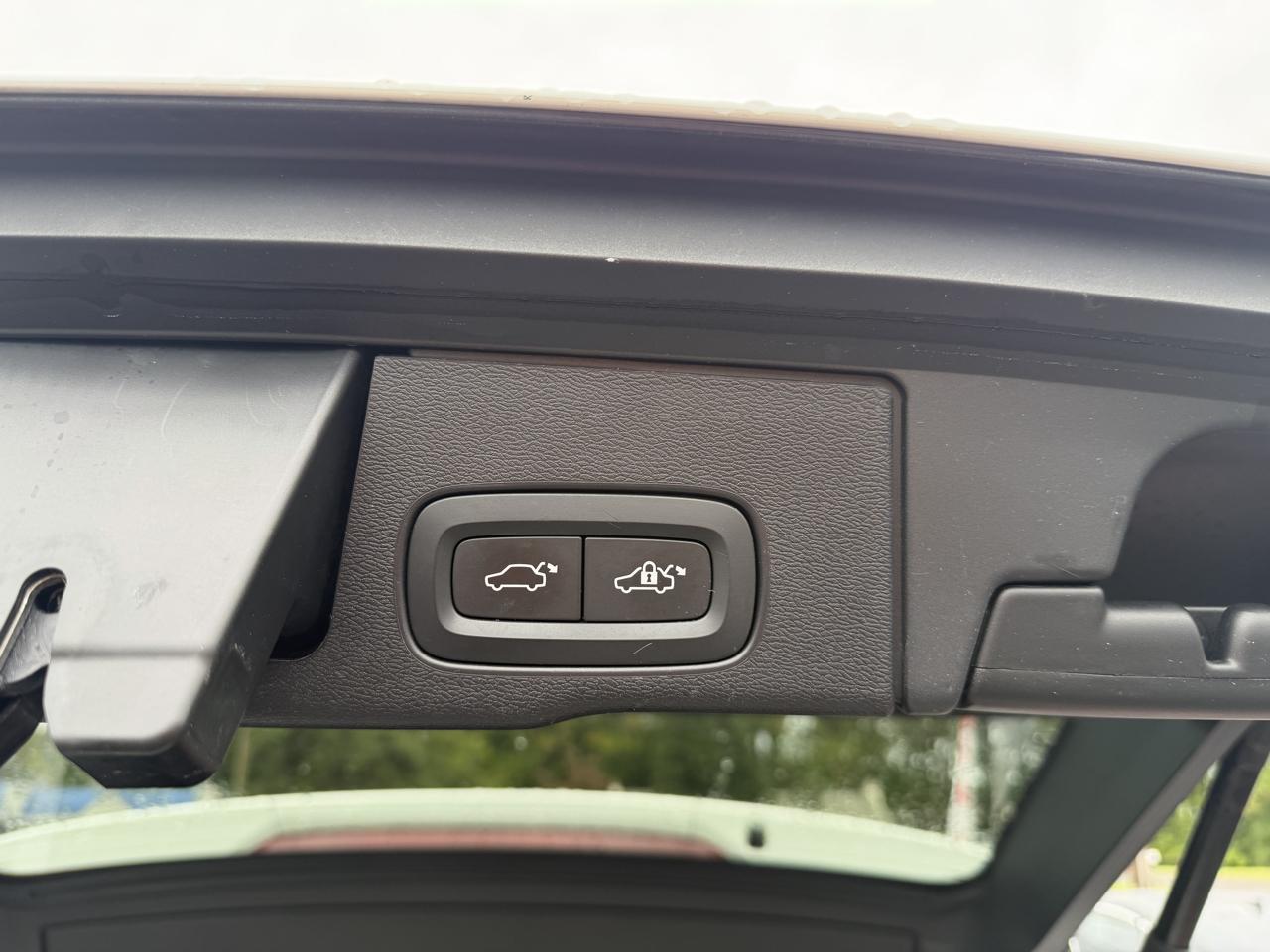 Volvo XC60 T5 AWD Momentum 2018