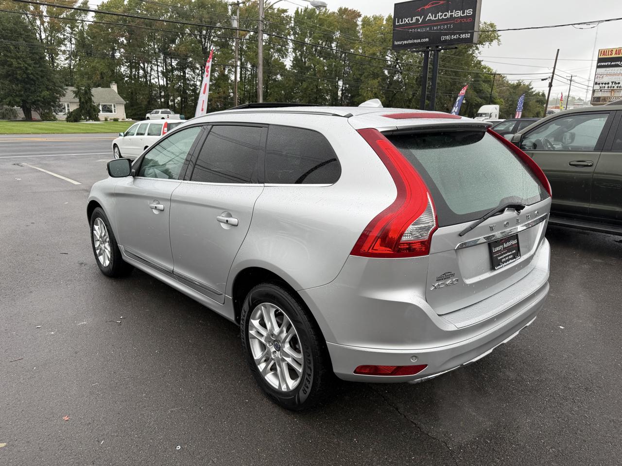 Volvo XC60 AWD 4dr 3.2L PZEV 2014