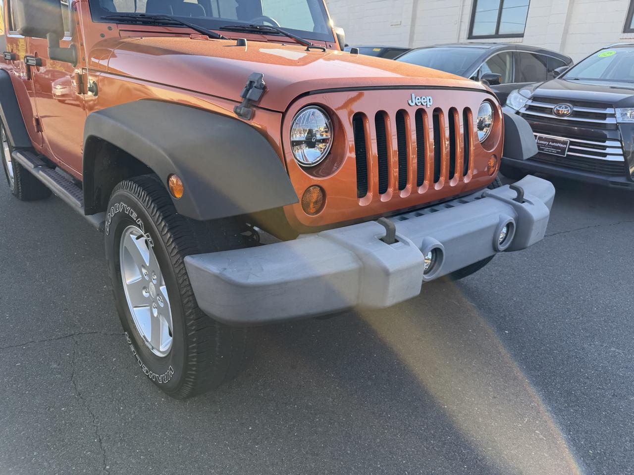 Jeep Wrangler Unlimited 4WD 4dr Sport 2011