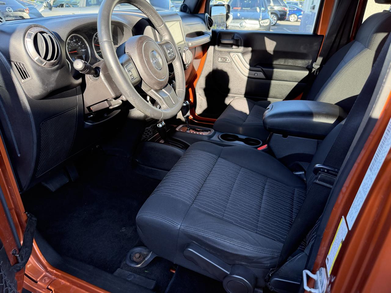 Jeep Wrangler Unlimited 4WD 4dr Sport 2011