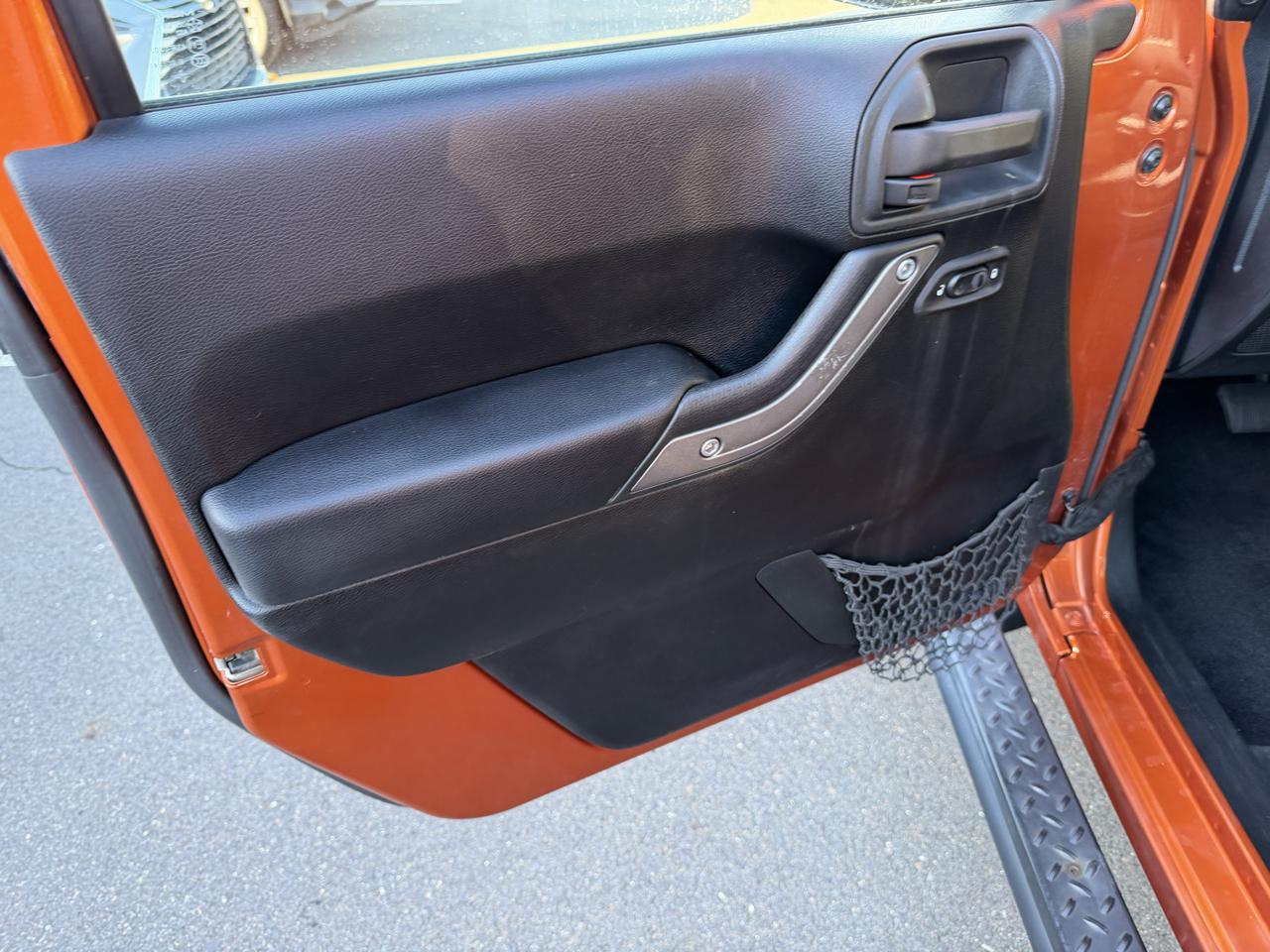 Jeep Wrangler Unlimited 4WD 4dr Sport 2011