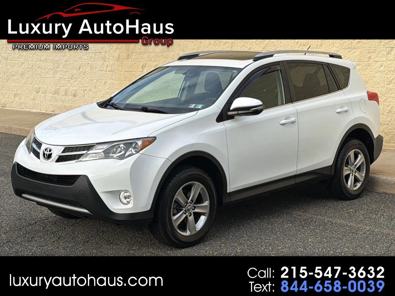 Toyota RAV4 AWD 4dr XLE (Natl) 2015