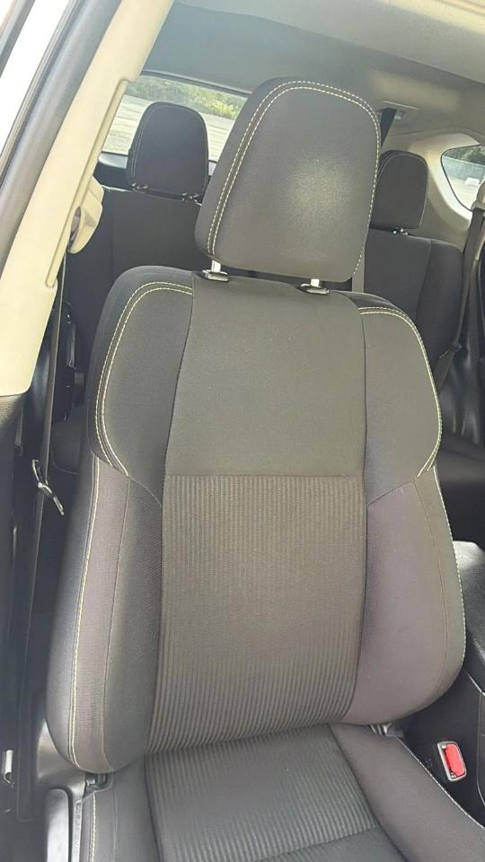 Toyota RAV4 AWD 4dr XLE (Natl) 2015