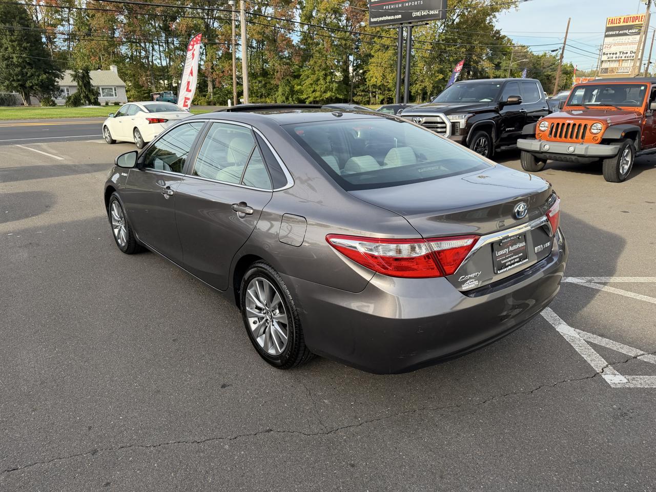 Toyota Camry Hybrid 4dr Sdn XLE (Natl) 2015