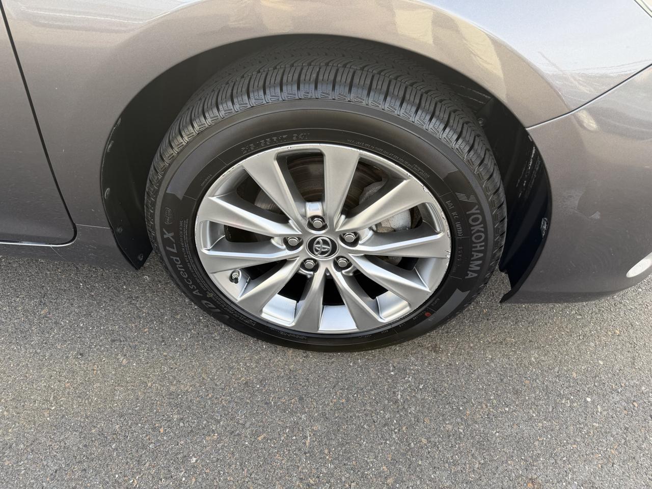 Toyota Camry Hybrid 4dr Sdn XLE (Natl) 2015