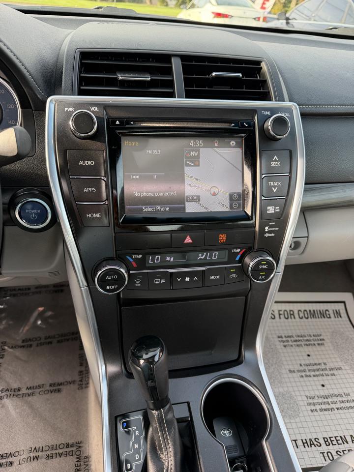 Toyota Camry Hybrid 4dr Sdn XLE (Natl) 2015