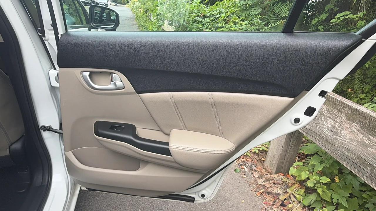 Honda Civic Sedan 4dr CVT EX-L 2015