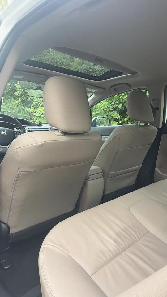 Honda Civic Sedan 4dr CVT EX-L 2015