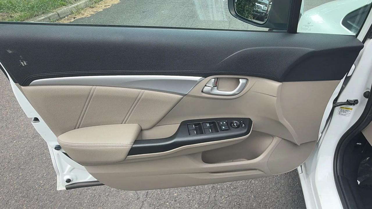 Honda Civic Sedan 4dr CVT EX-L 2015